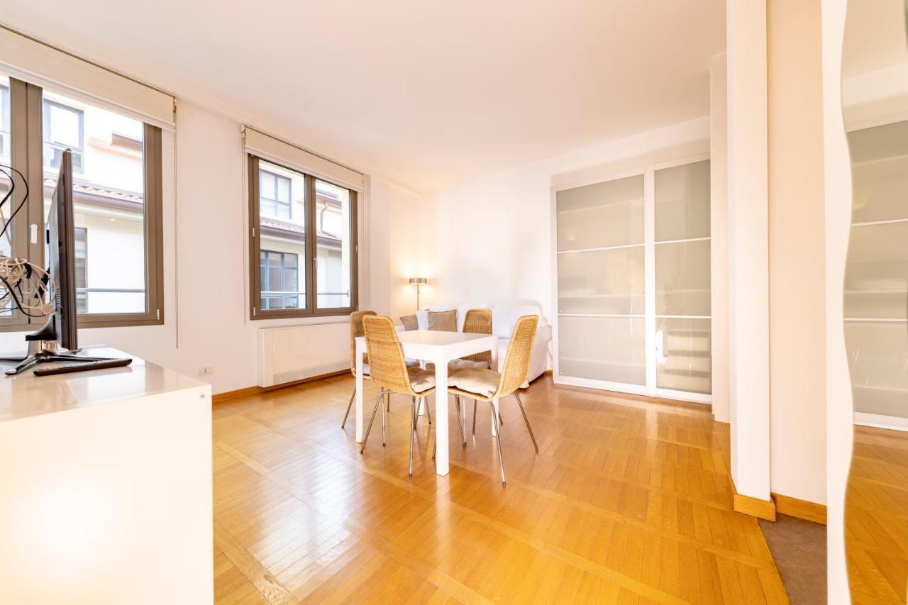 Luxury 1 Bedroom Navigli Loft Milan Exterior photo